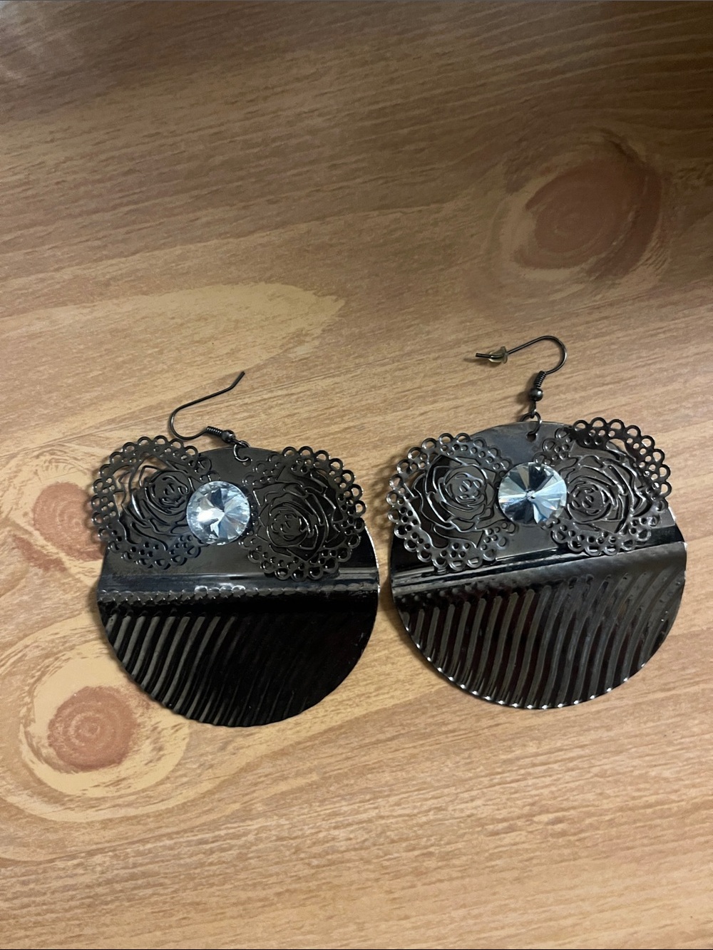 Black Filigree Drop Earrings with Clear Gemstone